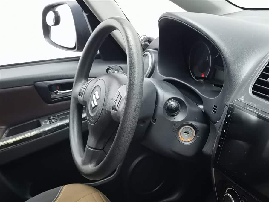 铃木 天语 SX4 2014 汽车图片 #23