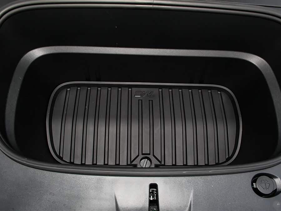 特斯拉 Model Y L 2025 汽车图片 #23