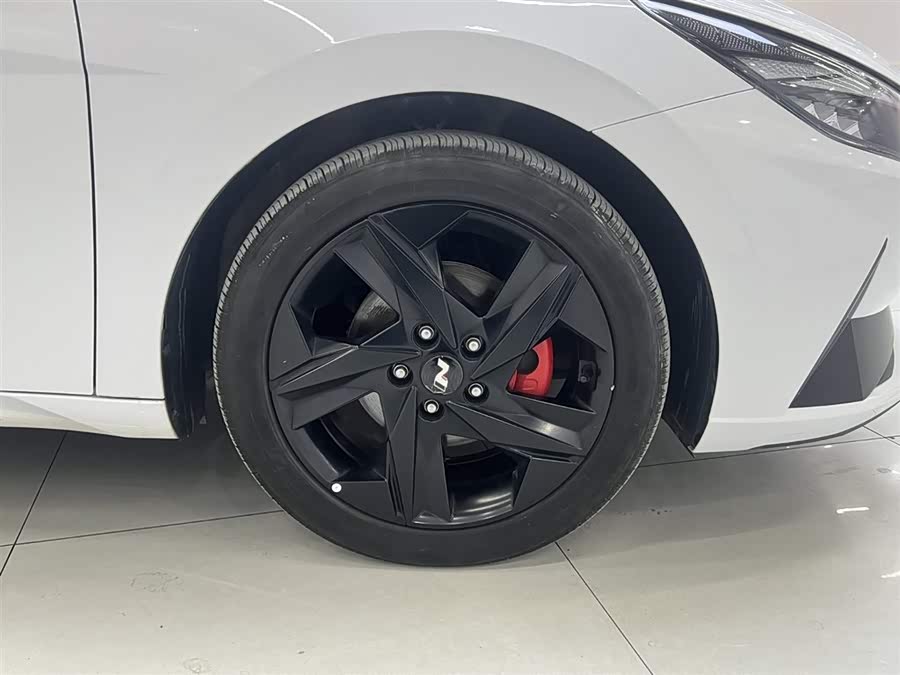 Hyundai Elantra 2022 car image #23