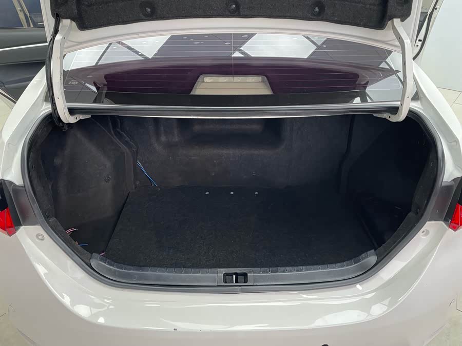 Toyota Corolla 2018 #23 Toyota Corolla 2018 car image #23