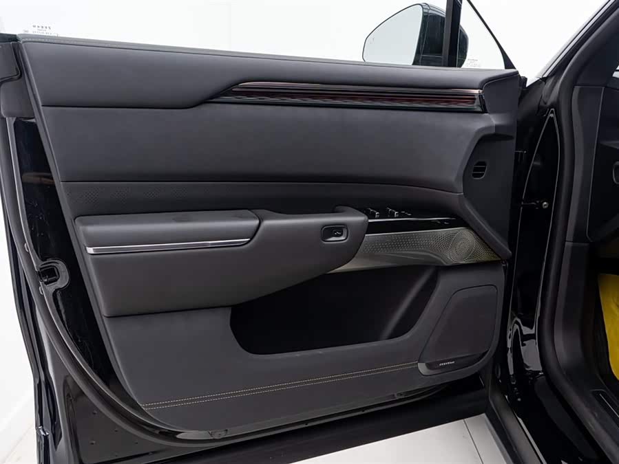 Zeekr 7X 2024 car image #23