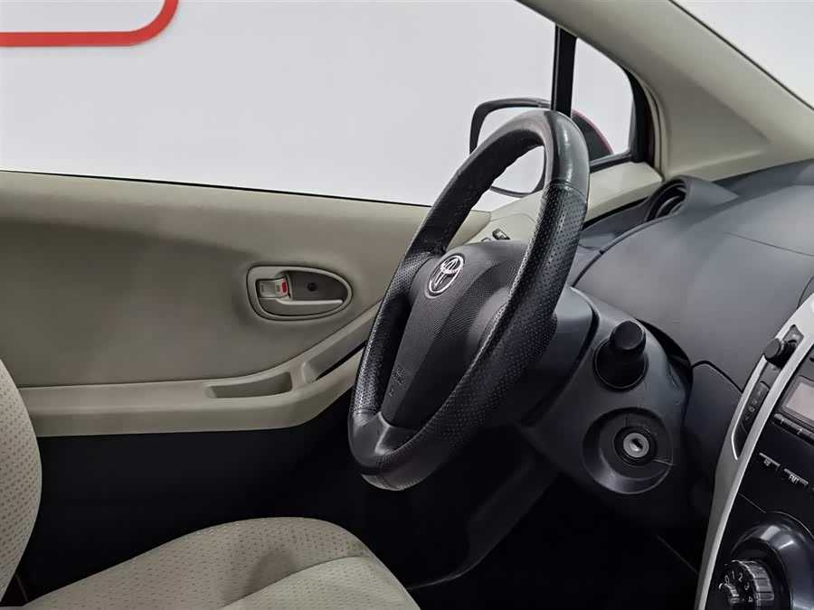 领航员 2013 汽车图片 #23