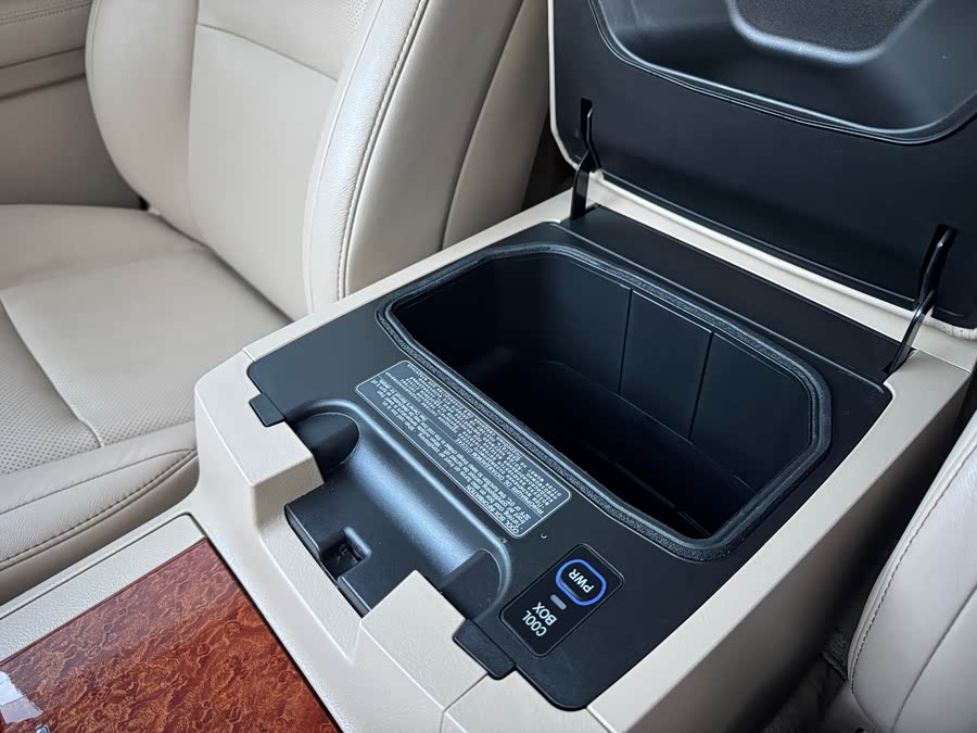 Toyota Land Cruiser 2014 car image #23