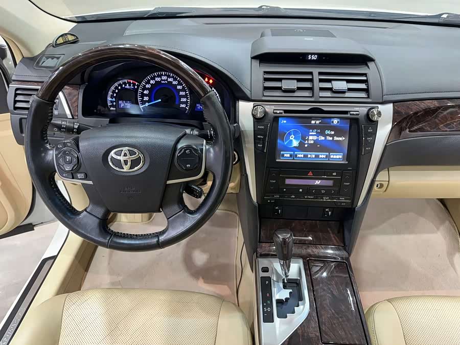 Toyota Camry 2015 #23 Toyota Camry 2015 car image #23