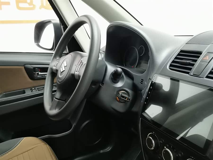 铃木 天语 SX4 2017 汽车图片 #23