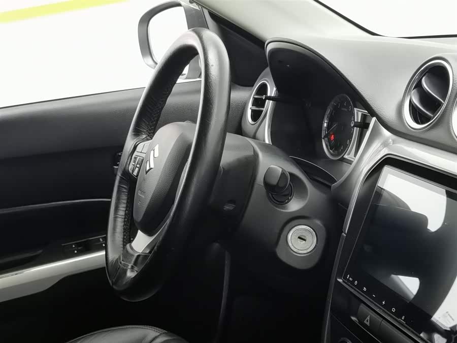 Suzuki 2011 #23 Suzuki 2011 car image #23