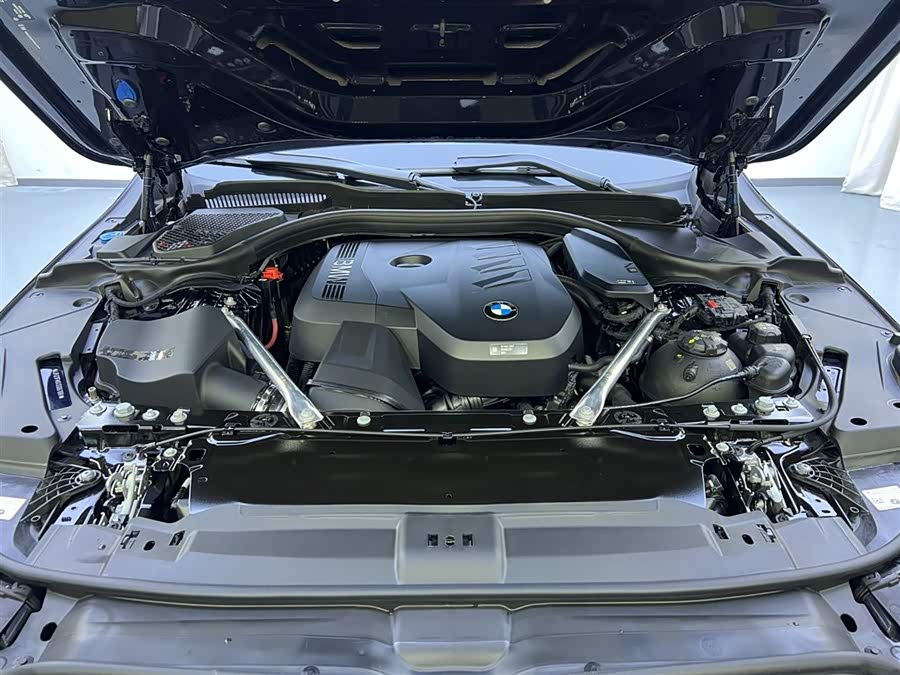 BMW 5 Series 2025 image de voiture #23