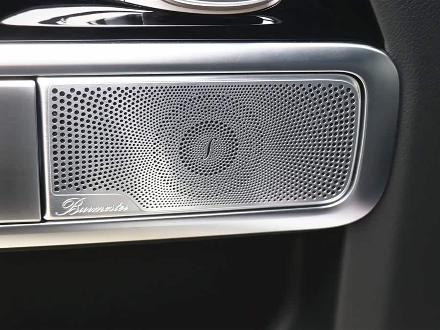 Mercedes-Benz 2025 car image #23