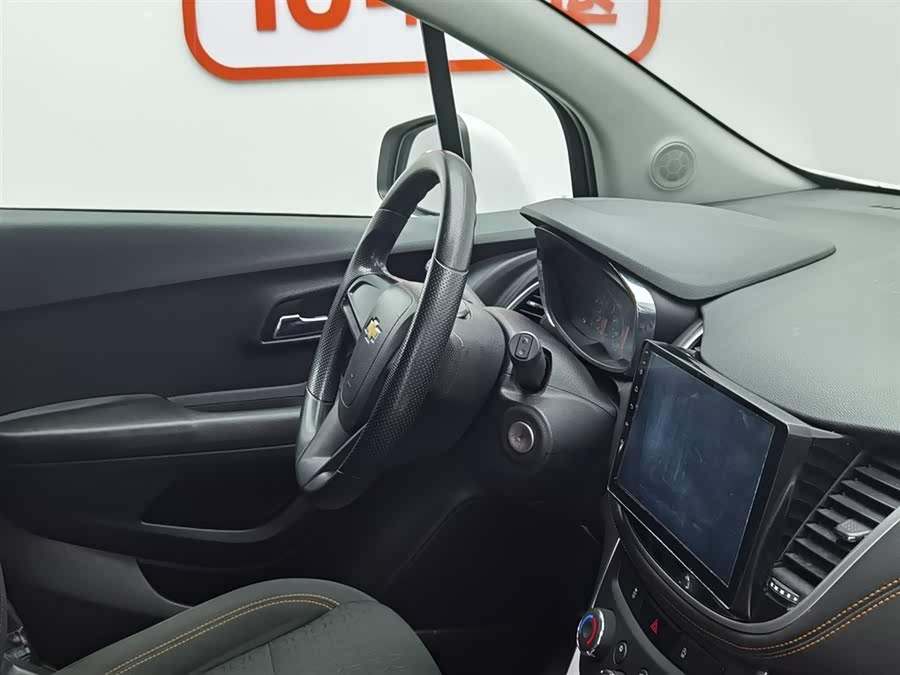 Chevrolet Tracker 2017 car image #23