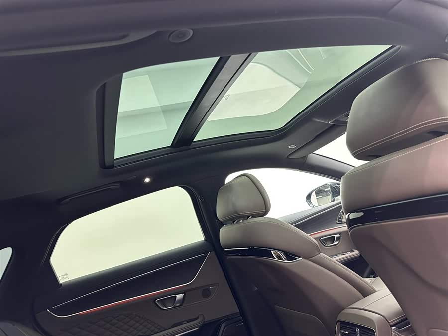 BYD Han 2023 car image #23