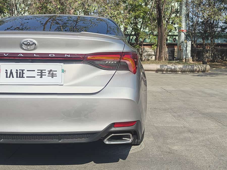 Toyota Avalon 2021 car image #23