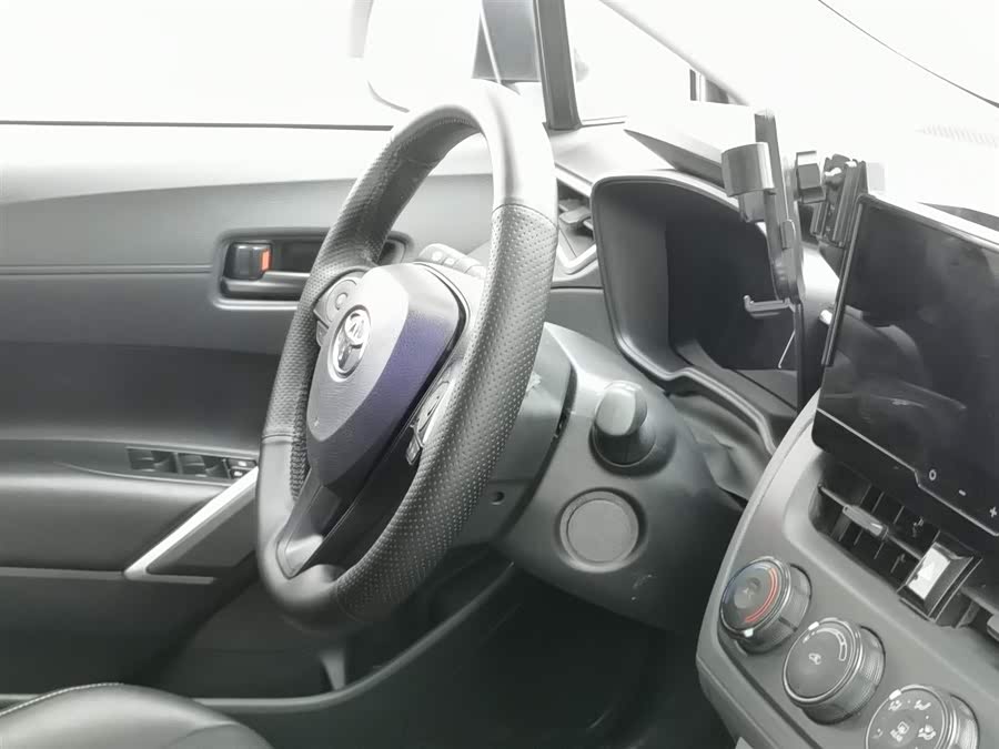 Toyota Corolla Cross 2023 car image #23