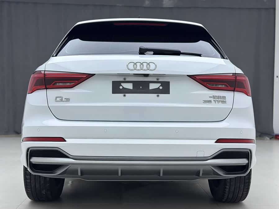 Audi Q3 2021 #23 Audi Q3 2021 car image #23