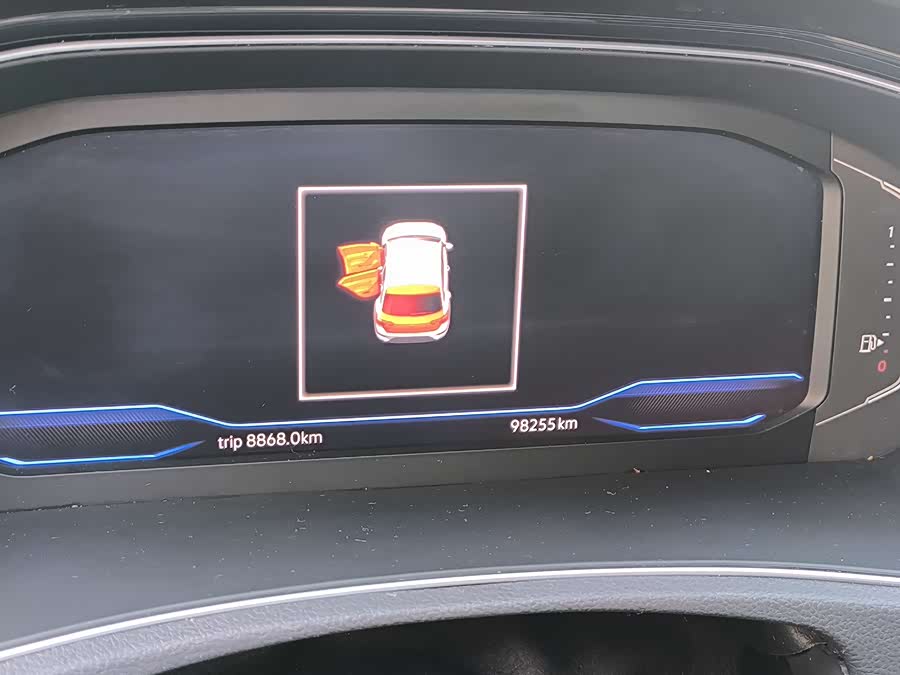 Volkswagen T-Roc 2019 car image #23