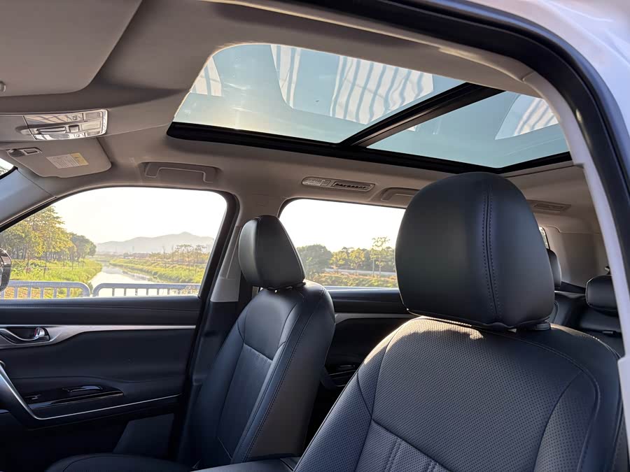 Changan CS95 2022 car image #23