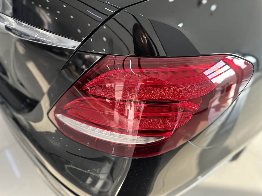 Mercedes-Benz E Class 2020 car image #23