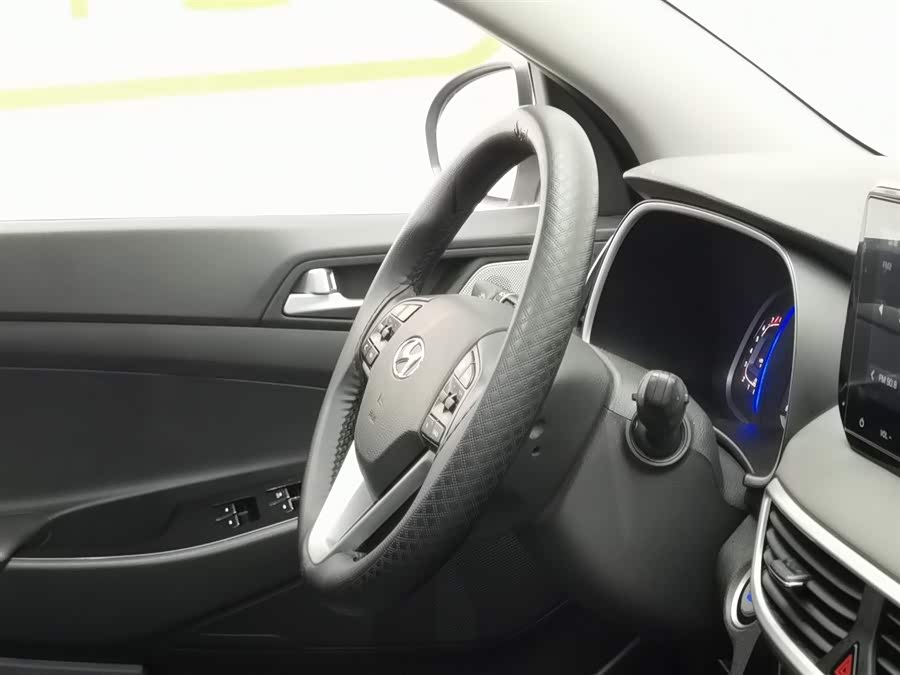 Hyundai Tucson 2021 car image #23