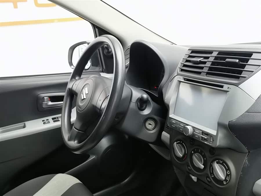 Suzuki Alto 2013 car image #23