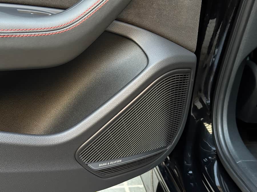 Audi RS 4 2022 immagine di auto #23