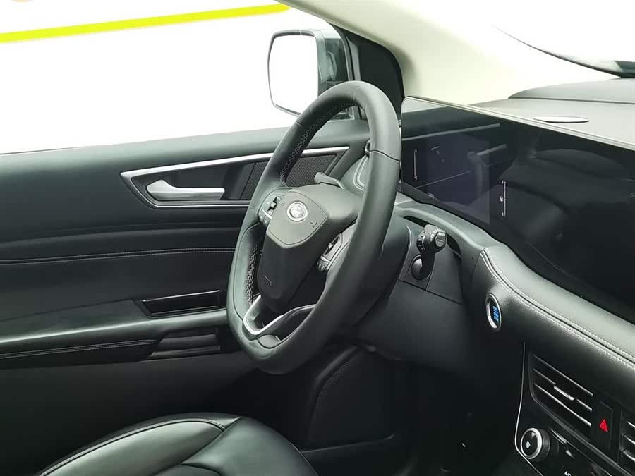 Ford Edge 2021 car image #23