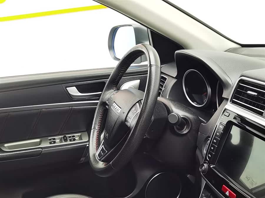 Haval M6 2017 car image #23