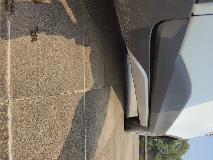 SWM X7 2018 imagen de coche #23