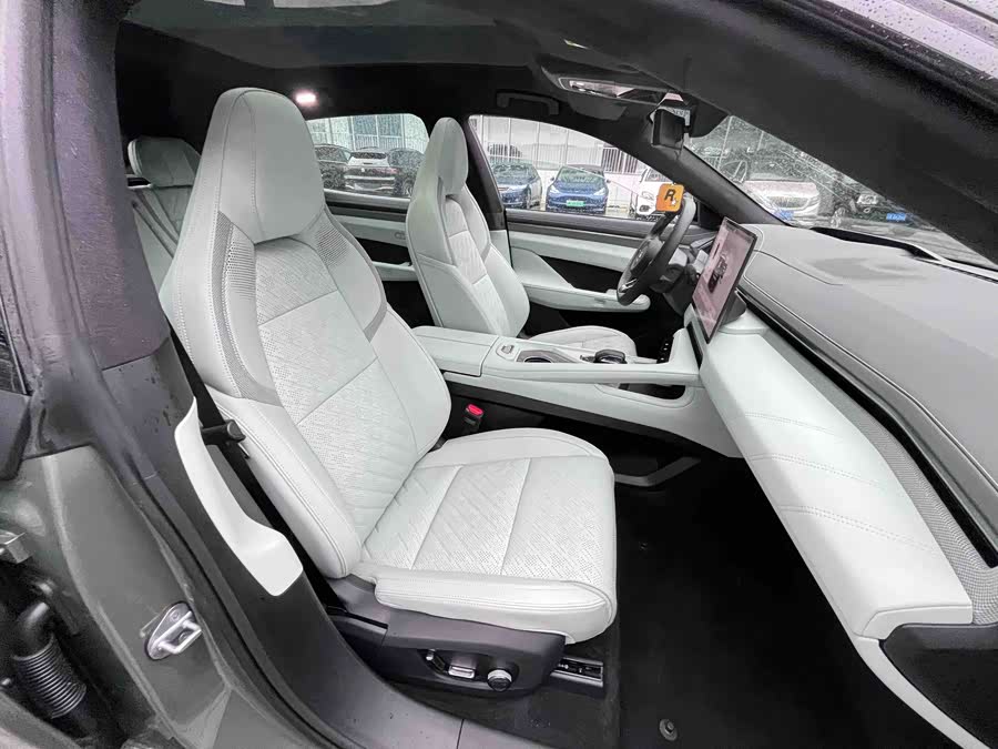 极氪 极氪001 2024 汽车图片 #23