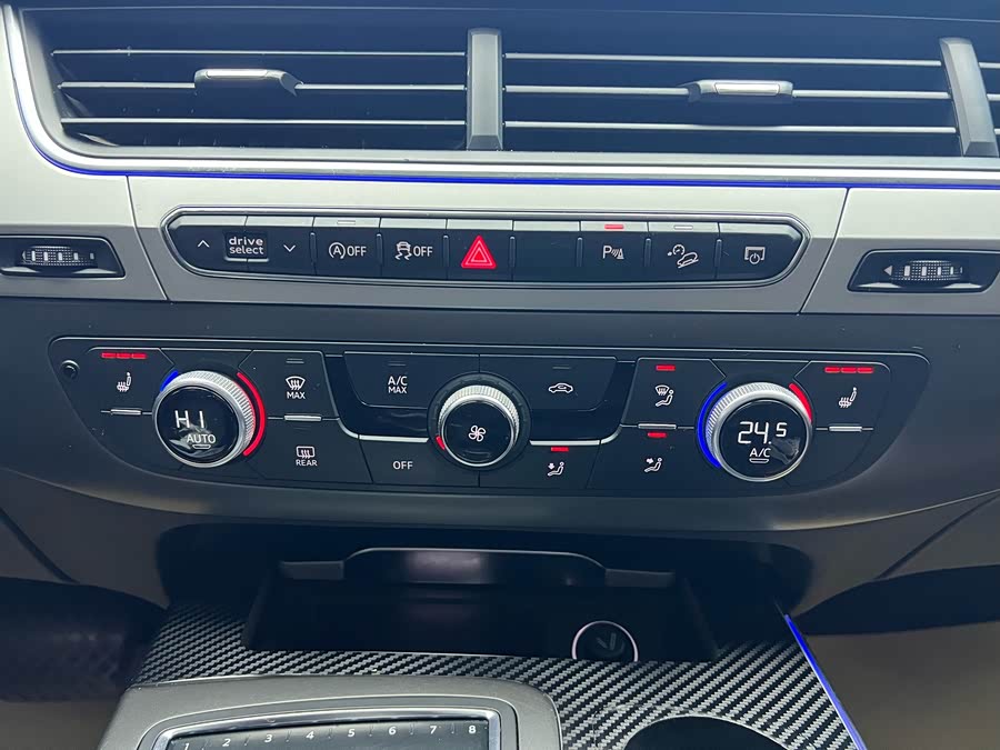 Audi Q7 2019 #23 Audi Q7 2019 car image #23