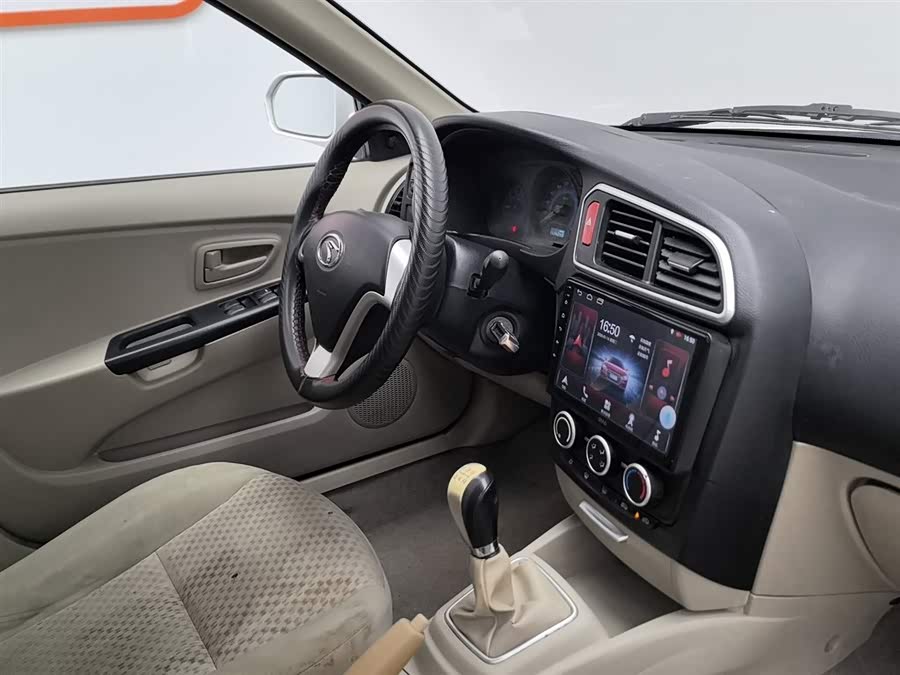 Soueast V3 Lingyue 2016 car image #23