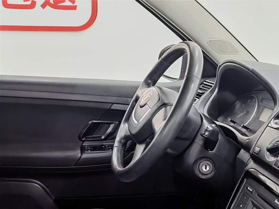 Skoda Fabia 2012 car image #23