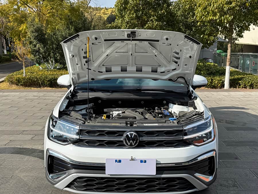Volkswagen Tharu 2023 car image #23
