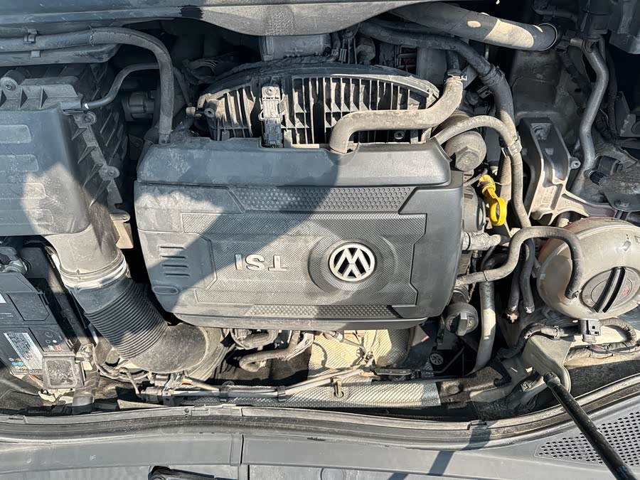 Volkswagen Tiguan L 2016 car image #23