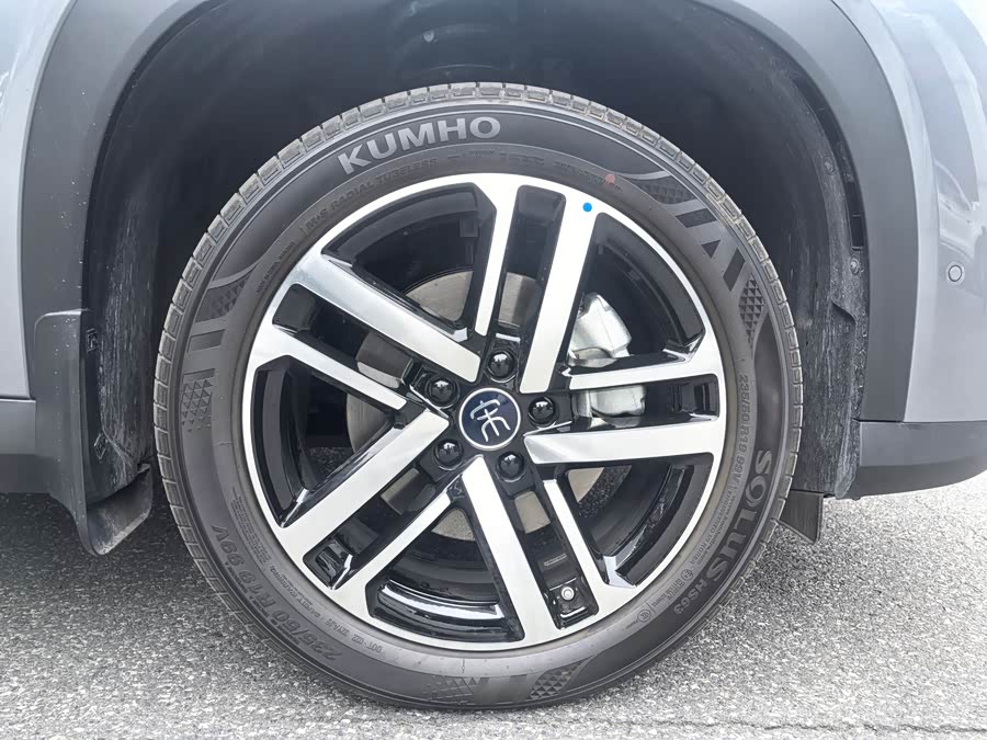 BYD SongL DM-i 2025 car image #23