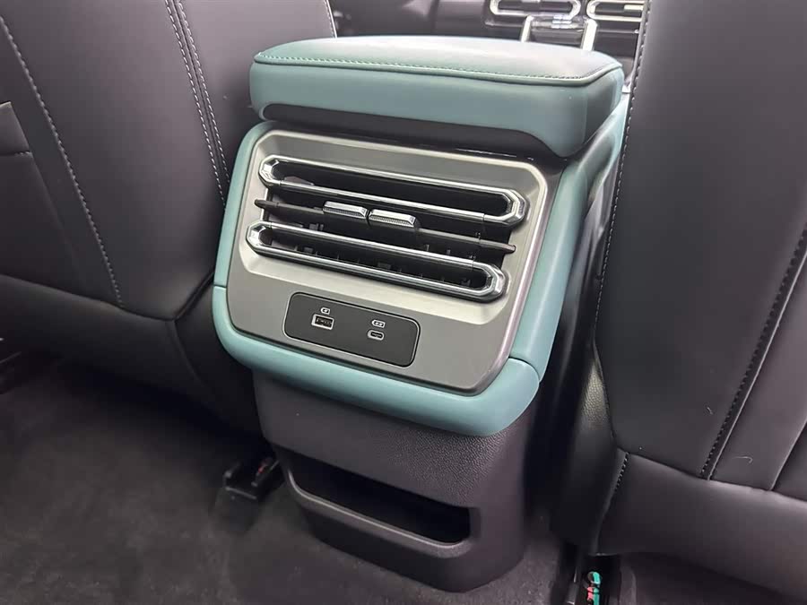 Jetour Freeman 2025 #23 Jetour Freeman 2025 صورة سيارة #23