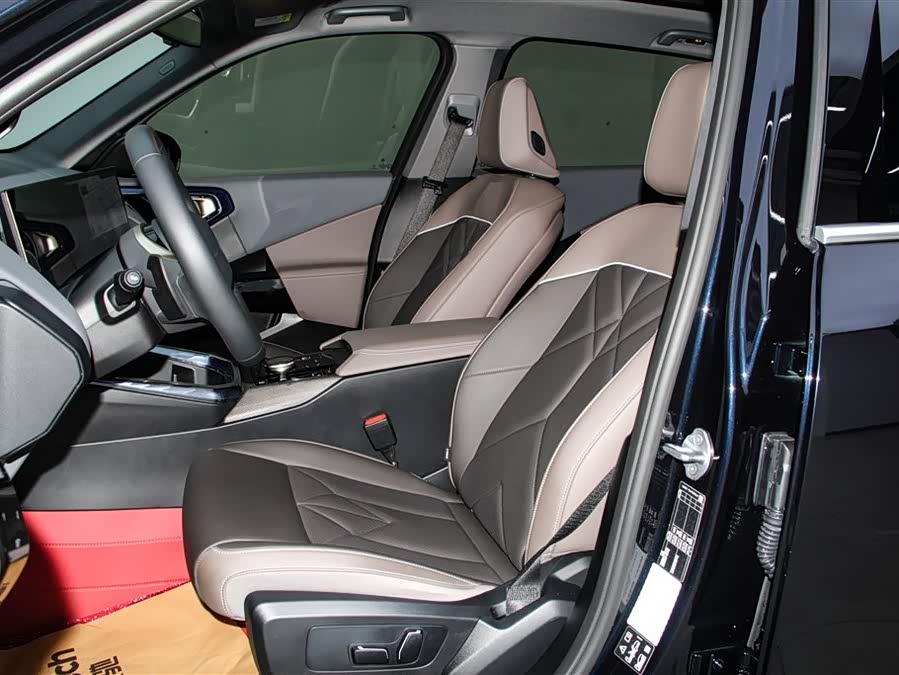 BMW X3 2025 car image #23