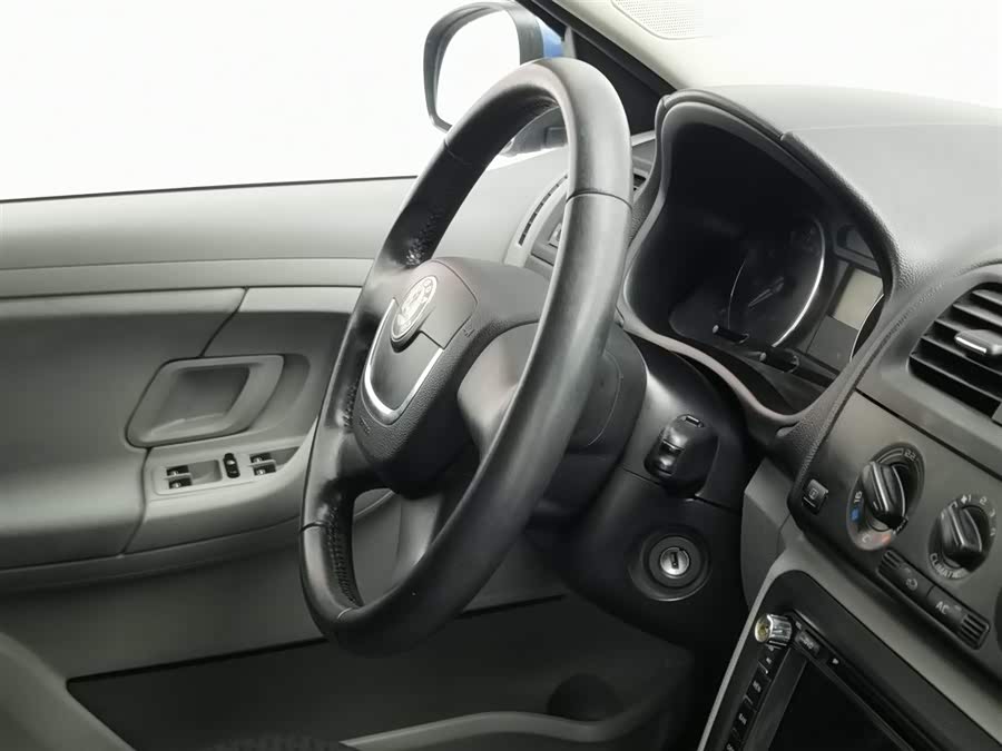 Skoda Fabia 2012 car image #23