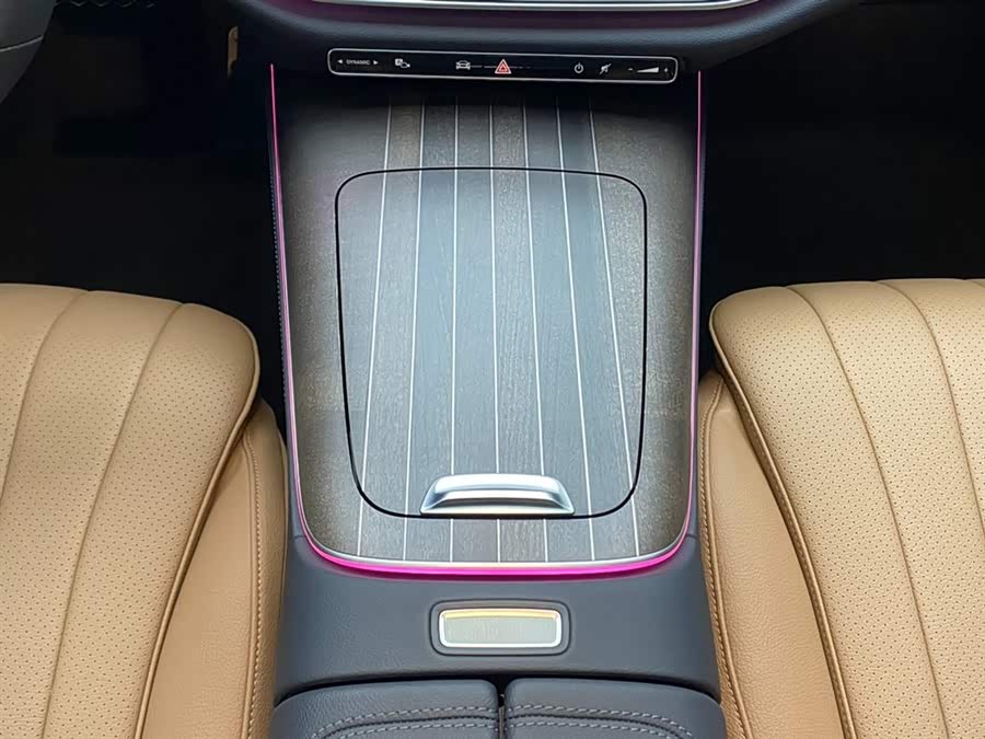 Mercedes-Benz E Class 2024 car image #23