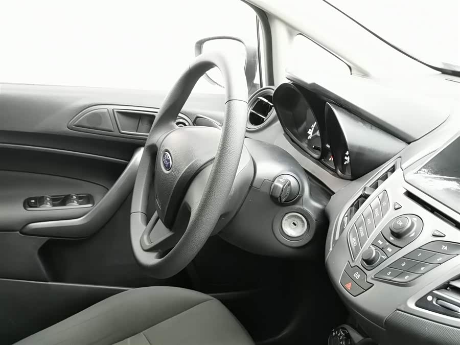 Ford Fiesta 2014 car image #23