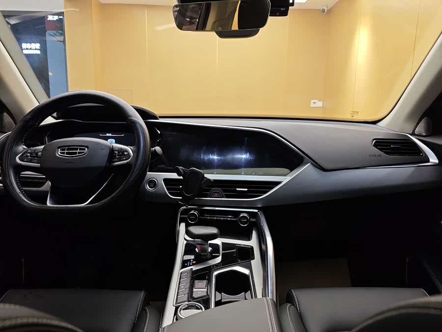 GEELY Tugella New Energy 2020 #23 GEELY Tugella New Energy 2020 car image #23