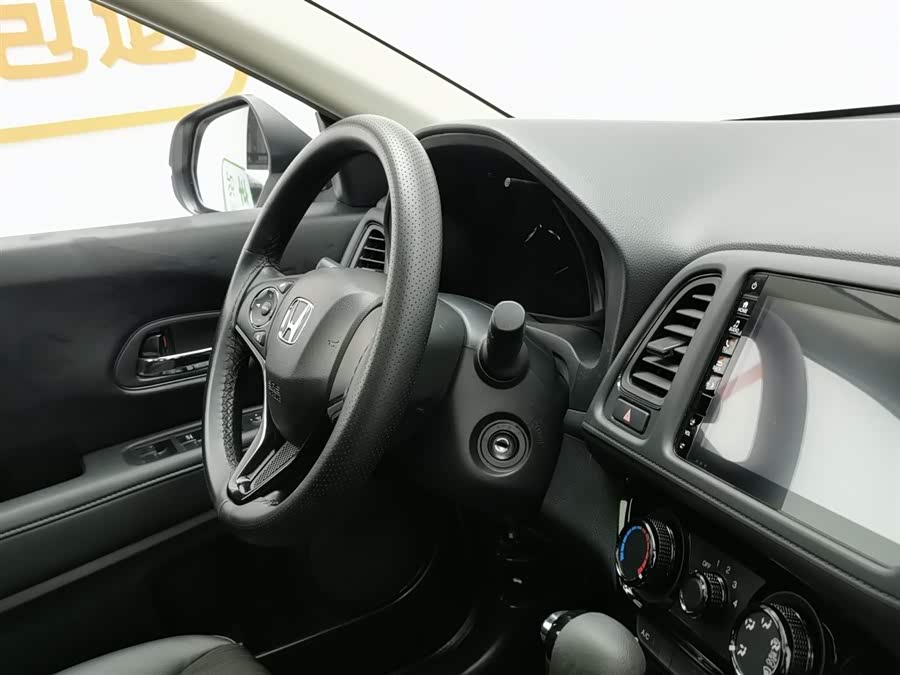 Honda VEZEL 2022 #23 Honda VEZEL 2022 car image #23