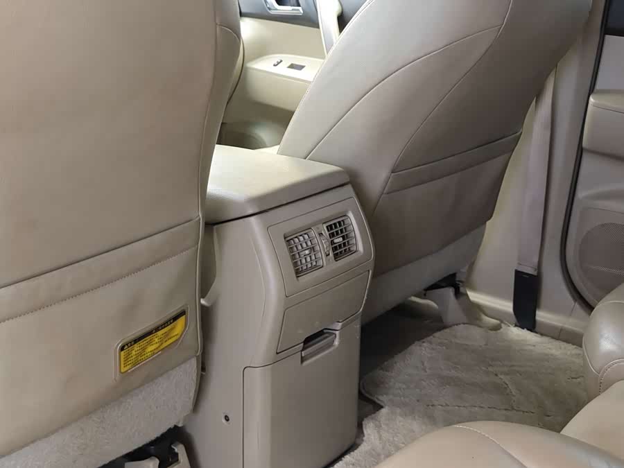 Toyota Highlander 2011 car image #23