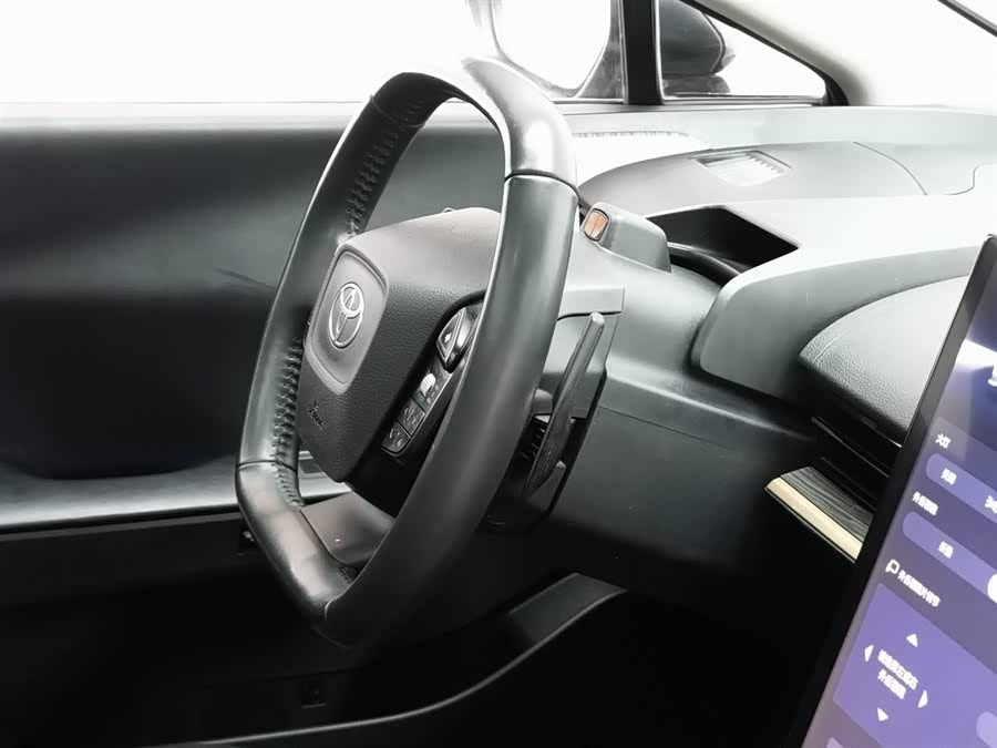 Toyota bZ3 2023 immagine di auto #23