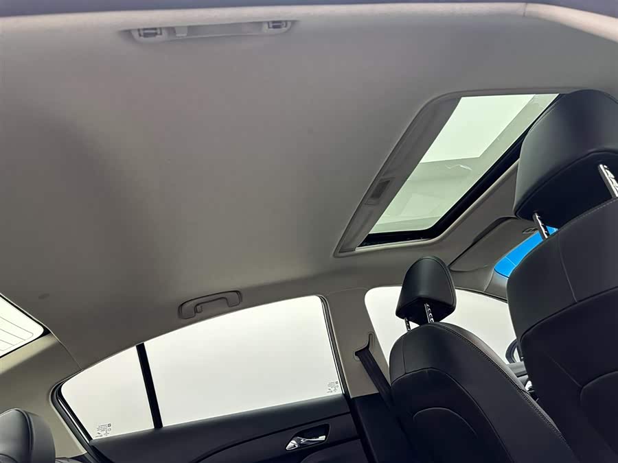 Chevrolet Cavalier 2018 car image #23