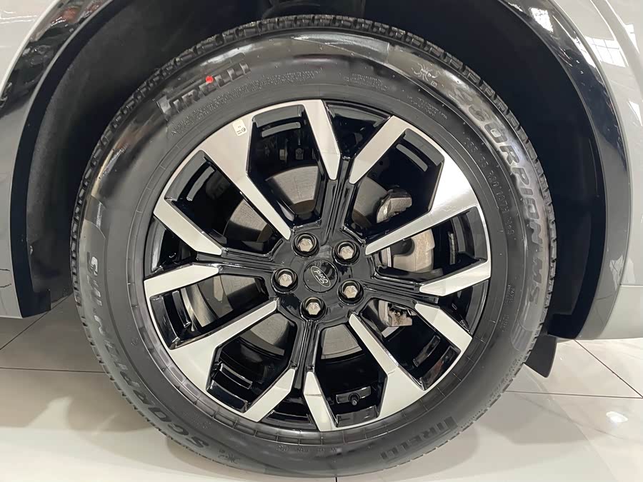 Ford Edge 2024 immagine di auto #23