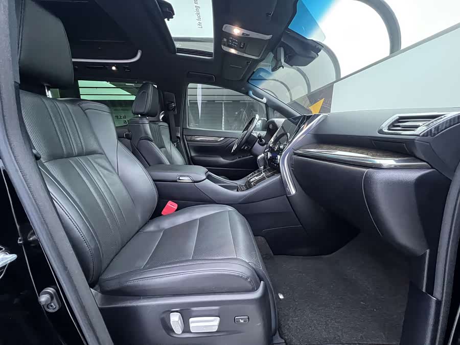 Toyota Vellfire 2020 #23 Toyota Vellfire 2020 صورة سيارة #23