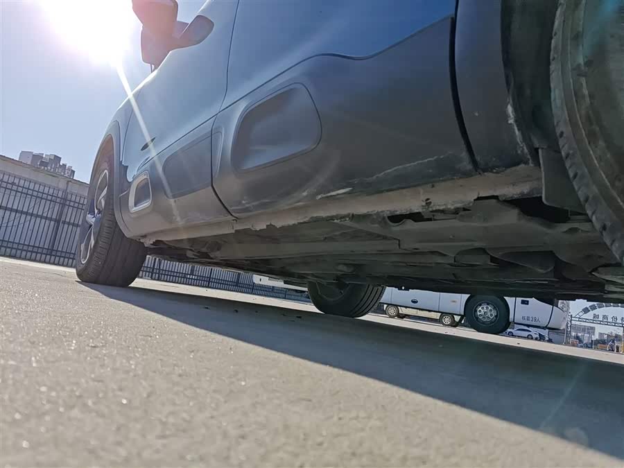 Citroen C5 AIRCROSS 2018 car image #23