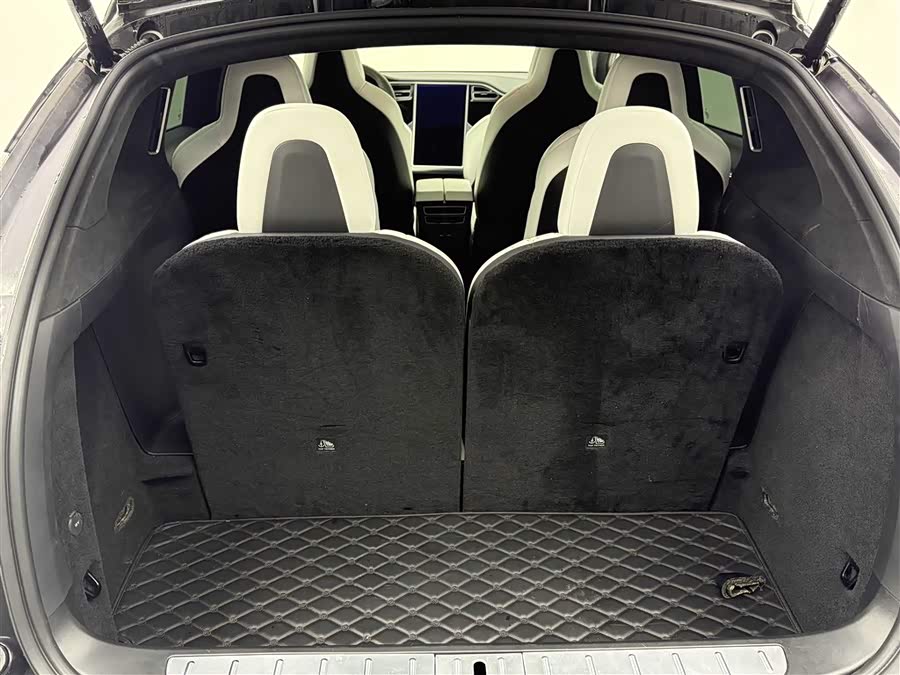 Tesla Model X 2018 #23 Tesla Model X 2018 car image #23