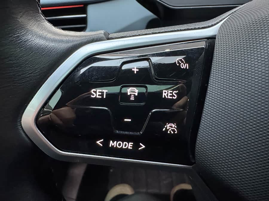 Volkswagen ID.4 X 2022 صورة سيارة #23