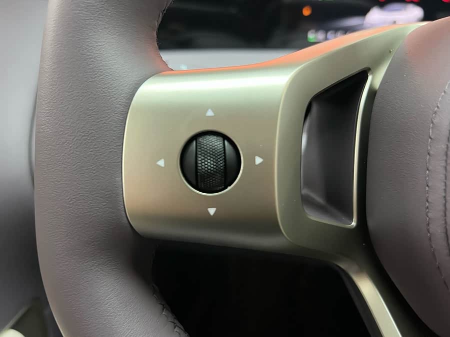 阿维塔 阿维塔06 2025 汽车图片 #23