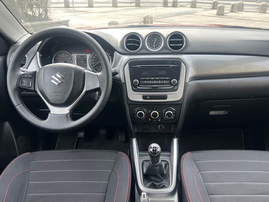 铃木 维特拉 2015 汽车图片 #23